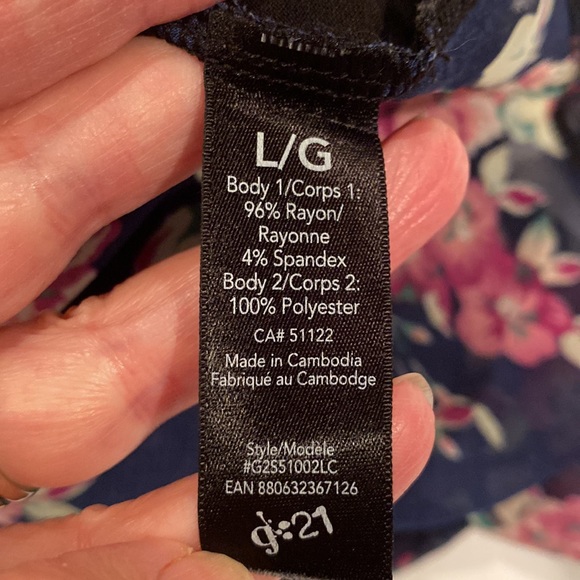 Tank top with sheer back - Picture 5 of 5